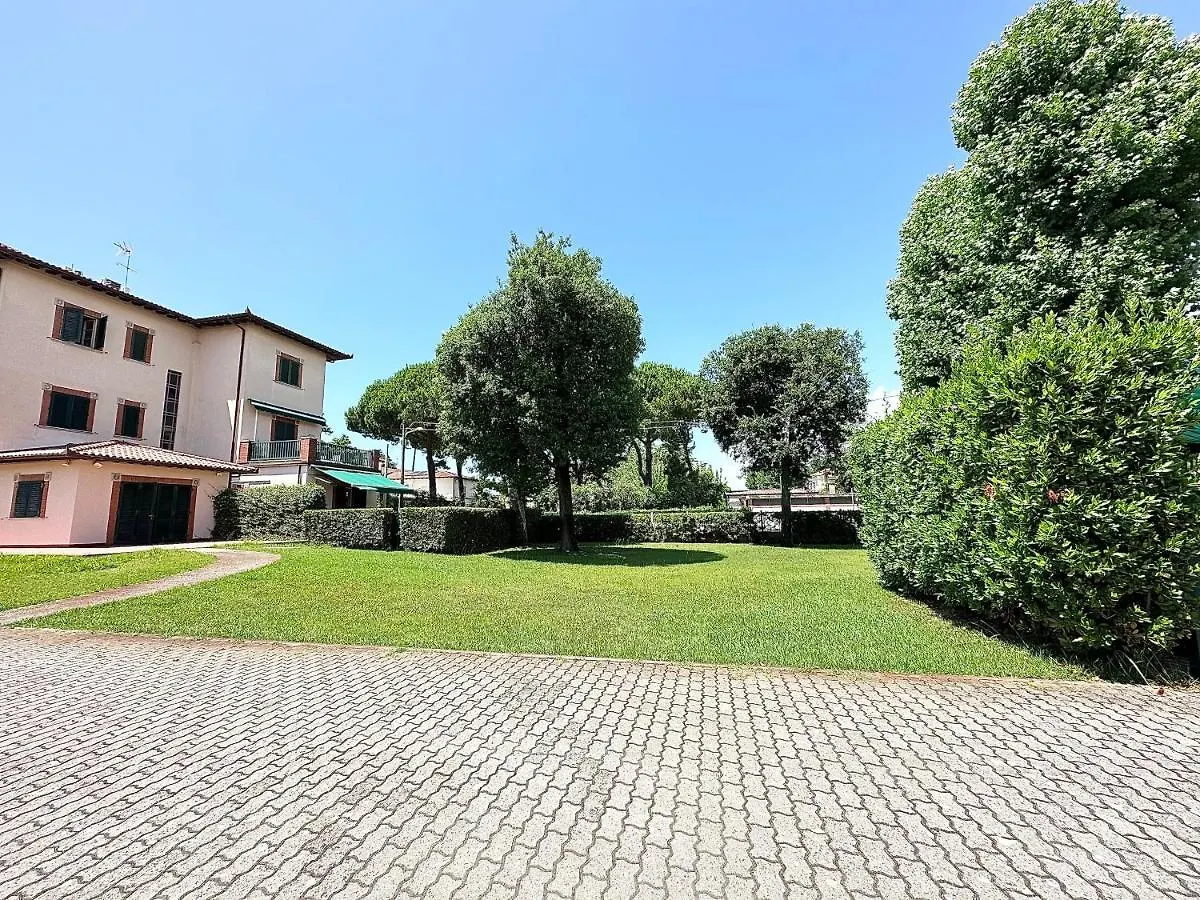 Villa Orchidea Pietrasanta 0*,
